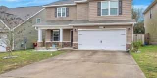 Spacious 5BR House in Crestview Gallery 1