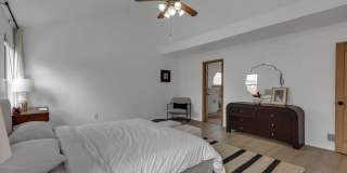 2639 Berber Street Gallery 37