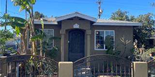 10979 Cassina Gallery 1