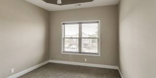 1132 Henry Pl Blvd Gallery 13