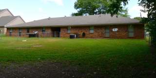 Updated, Spacious 3 Bedroom, 2 Bath Duplex in Whitehouse ISD! Gallery 31
