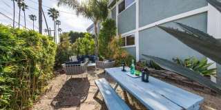 643 Pacific St Gallery 58