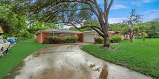 805 N Douglas Ave Gallery 1