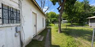 1817 San Luis Street - 2 Gallery 10