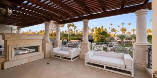 718 N Rodeo Dr Gallery 36