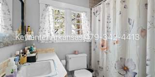Charming 1 Bedroom Cottage-Style Home with Spacious Yard Charming 1 Bedroom Cottage-Style Home with Spacious Yard Gallery 19