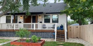 Charming 2-bed, 1-bath home in Sunnyside neighborhood, with private fenced backyard. Charming 2-bed, 1-bath home in Sunnyside neighborhood, with private fenced backyard. Gallery 1