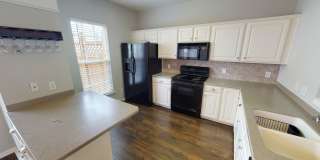 Double Master Townhome in South Park Gallery 8