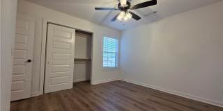 987 N Crater Avenue Gallery 16