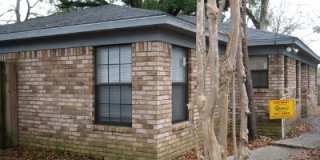 Private Garage 2/1.5 All Electric Gallery 1