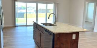 BRAND NEW Patio Home in Tiffany Highlands in Nixa - FOR LEASE BRAND NEW Patio Home in Tiffany Highlands in Nixa - FOR LEASE Gallery 13