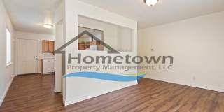 Spacious 4 Bedroom 2 Bath Duplex Unit in Hayden Gallery 8