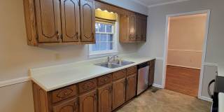 4 Bedroom, 2 bath, 2 car garage 4 Bedroom, 2 bath, 2 car garage Gallery 6