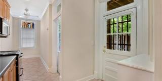 1625 1/2 West Grace StreetApt B (upstairs) Gallery 5