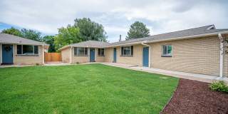 Charming Fully Remodeled 2 Bedroom, 1 Bath Duplex Gallery 1