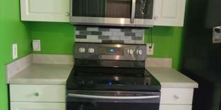 Charming three bedroom one bath home for rent. Gallery 10