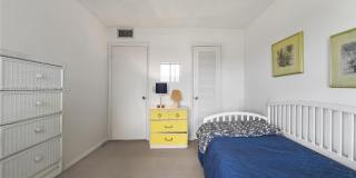 431 Markham T Gallery 22