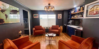 LUXURY 4 Bedroom home in NORTHGATE with Mountain Views Gallery 14
