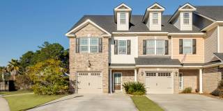 Spacious 4BR Townhome with Elevator in the Heart of Pooler Gallery 1