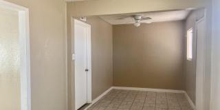 601 LOMALAND DR. Gallery 21