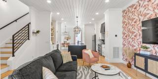 1206 Ireland Street Gallery 1