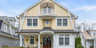 218 Worthington Avenue Gallery 1