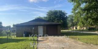 8516 South 35th Terrace Gallery 2