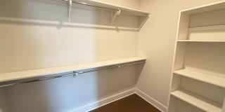 Spacious Modern End-Unit Davidson Townhome - Lake Davidson Access Gallery 12