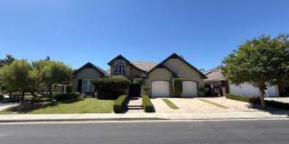 Stunning Seven Oaks Home! Gallery 3