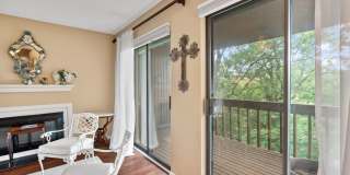 2 Bedroom 2 Bath in Ideal Location Gallery 16