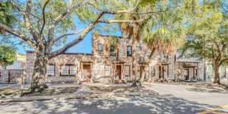 512 E Liberty St Gallery 1