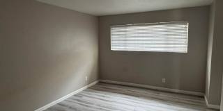 4925-4927 Indian Oaks Court Gallery 12