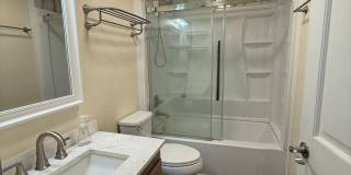 Spacious 4-Bedroom Home in Northpole Area! Spacious 4-Bedroom Home in Northpole Area! Gallery 5