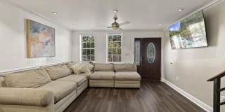 2006 ELLSWORTH Street Gallery 6