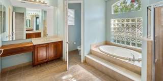 2662 SW Newberry Court Gallery 7