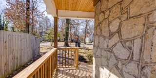 Newly Renovated 3BR/1BTH with Loft for Rent! Gallery 6