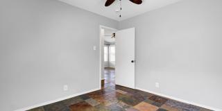 9406 Swans Crossing Gallery 14