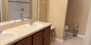 5925 ROUND TABLE Road Gallery 11