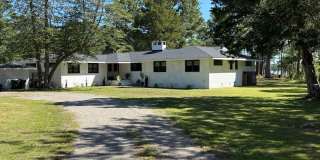 Waterfront property in York County. Gallery 1