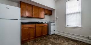 6751 S Jeffery Apartments Gallery 14