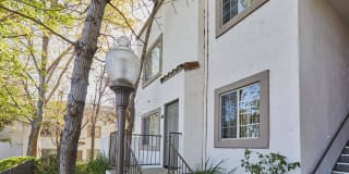 Summit At Warner Center Gallery 127