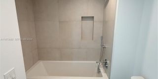 9221 E Bay Harbor Dr Gallery 19