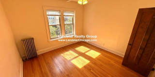 6710 North Hermitage Gallery 8