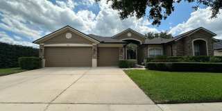 Stunning 5 Bedroom Home with Screened Pool & 3-Car Garage Gallery 1