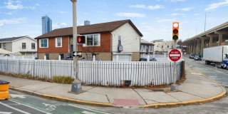 85 MERSELES ST Gallery 1