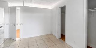 4081 N Dixie Hwy Gallery 2