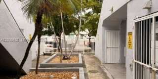 2400 NW 22nd Ct Gallery 1