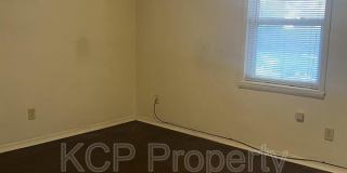 1620 South H - 1 Gallery 11