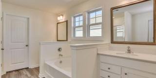 323 Suncrest Court Gallery 18