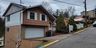 929 Garrison Avenue Gallery 26
